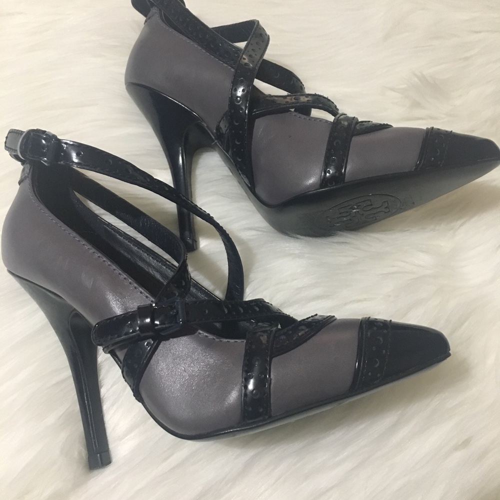 Tory Burch point toe pumps Judith - Picture 3 of 5